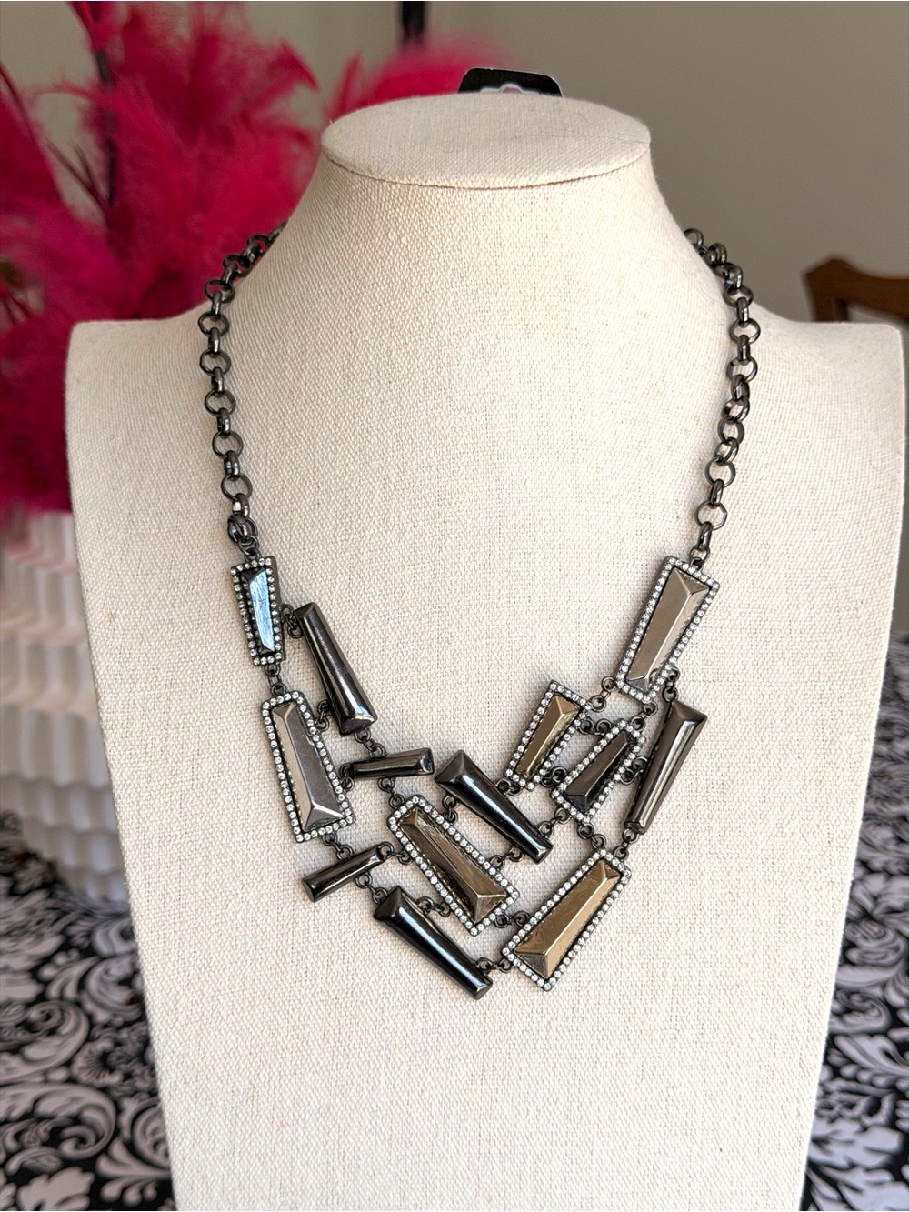Taramanda Gunmetal Geometric Rhinestone Statement Necklace NWT